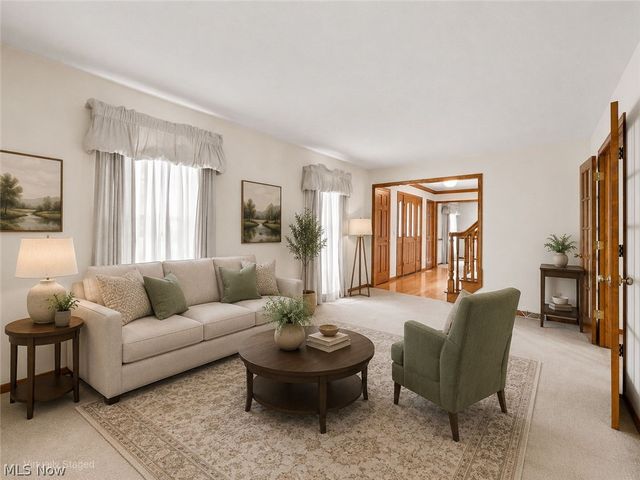 6037 Sandy Ridge Circle NW, North Canton, OH 44720