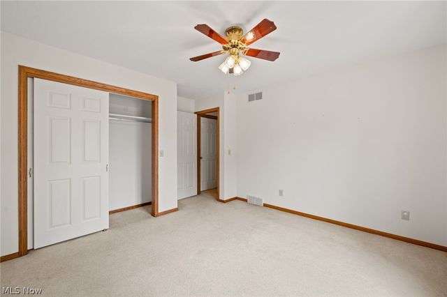 6037 Sandy Ridge Circle NW, North Canton, OH 44720