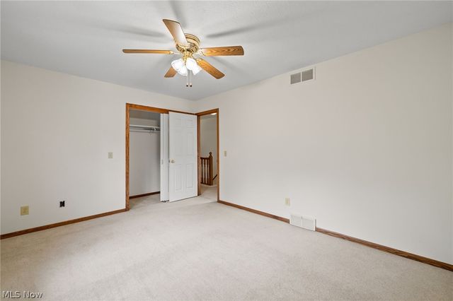 6037 Sandy Ridge Circle NW, North Canton, OH 44720