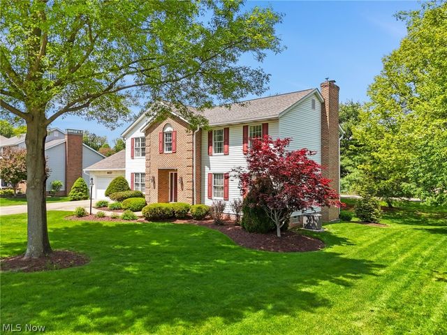 6037 Sandy Ridge Circle NW, North Canton, OH 44720
