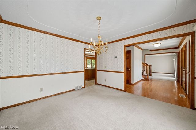 6037 Sandy Ridge Circle NW, North Canton, OH 44720