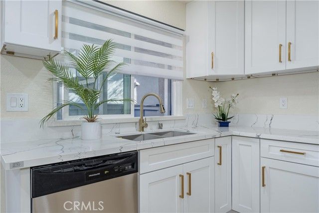 1250 S Brookhurst 1109, Anaheim, CA 92804