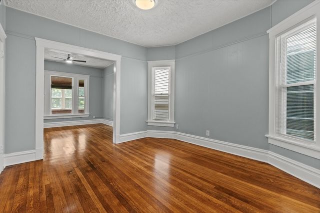 820 E 89th Place 2, Chicago, IL 60619