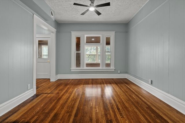 820 E 89th Place 2, Chicago, IL 60619