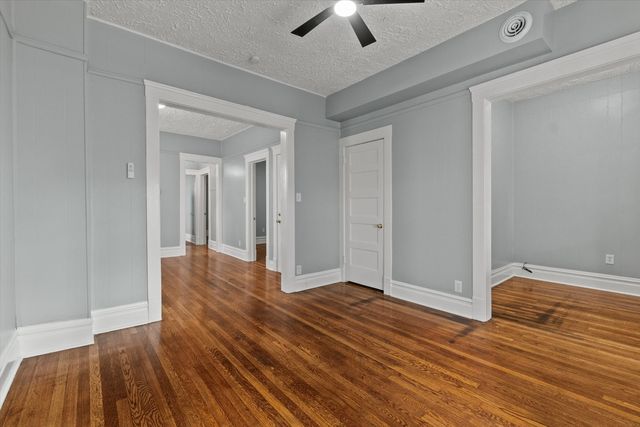 820 E 89th Place 2, Chicago, IL 60619