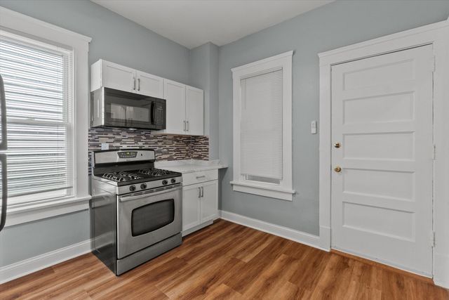 820 E 89th Place 2, Chicago, IL 60619