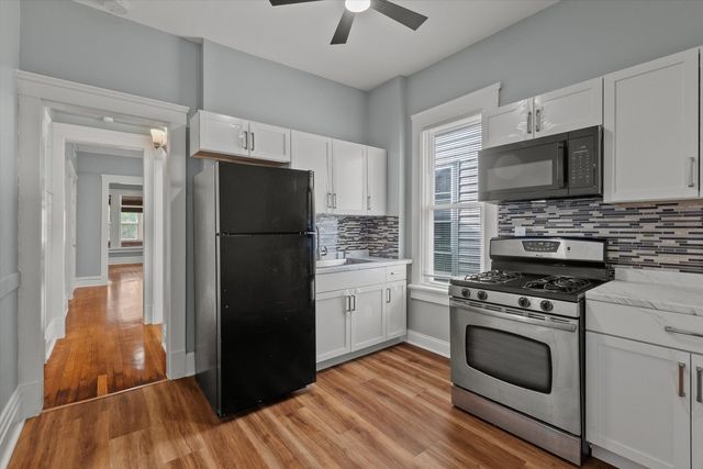 820 E 89th Place 2, Chicago, IL 60619