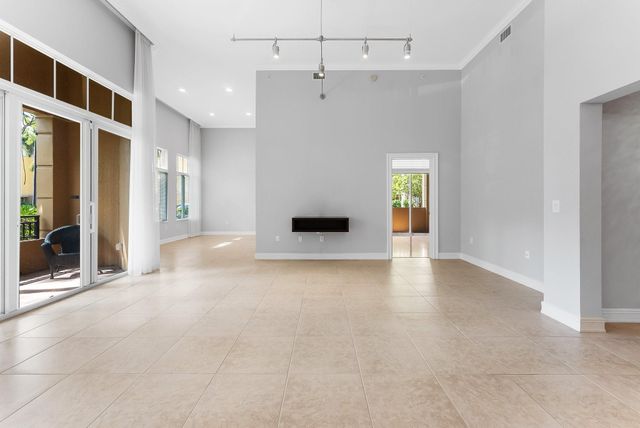 16102 Emerald Estates Drive 101, Weston, FL 33331