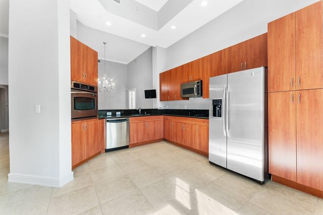 16102 Emerald Estates Drive 101, Weston, FL 33331