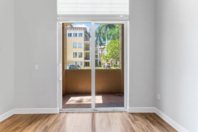 16102 Emerald Estates Drive 101, Weston, FL 33331