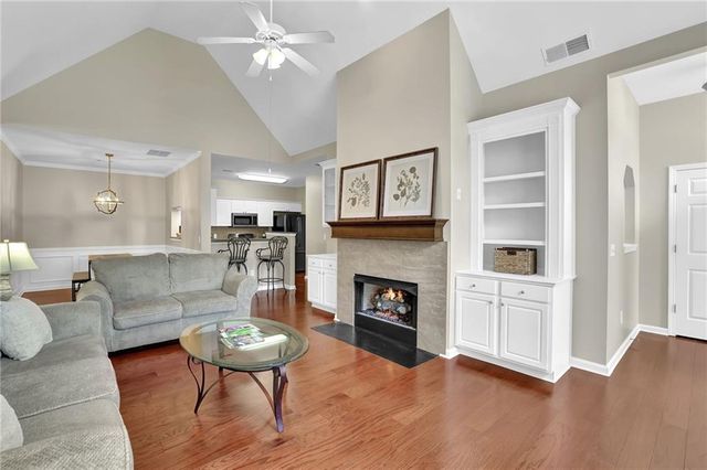 140 Stonegate Lane, Canton, GA 30114