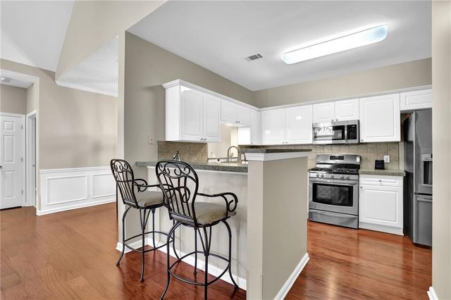 140 Stonegate Lane, Canton, GA 30114