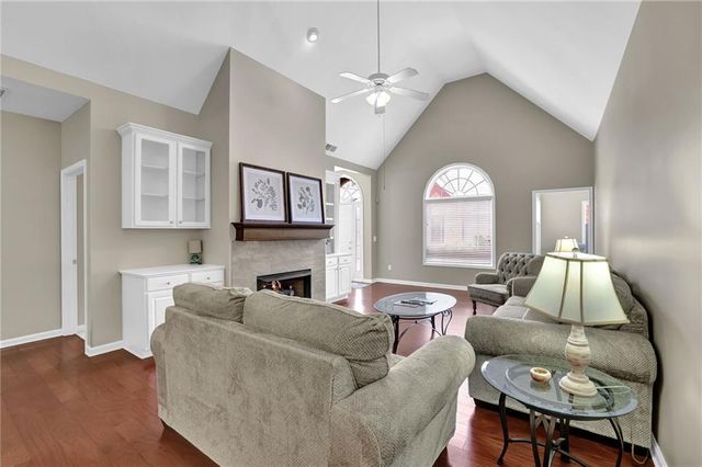 140 Stonegate Lane, Canton, GA 30114