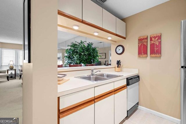 244 13th Street NE 107, Atlanta, GA 30309