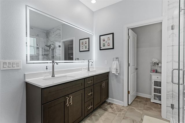 2215 CAMDEN PARK AVENUE, Davenport, FL 33837