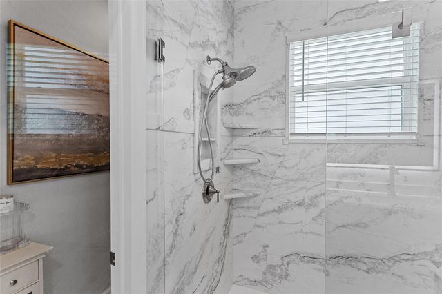 2215 CAMDEN PARK AVENUE, Davenport, FL 33837