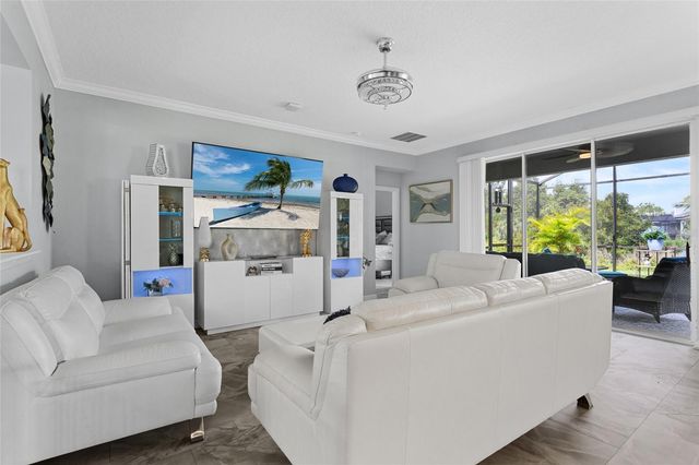 2215 CAMDEN PARK AVENUE, Davenport, FL 33837