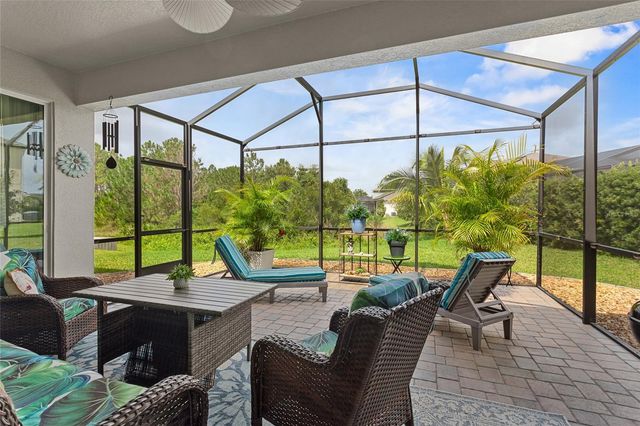 2215 CAMDEN PARK AVENUE, Davenport, FL 33837