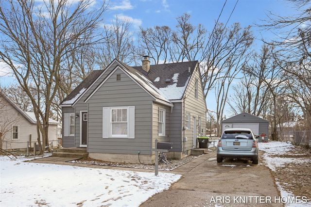 1638 32nd Street, Wyoming, MI 49508