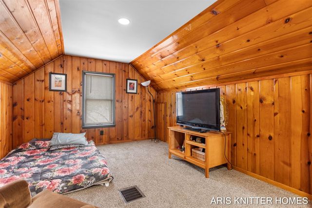 1638 32nd Street, Wyoming, MI 49508