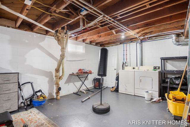 1638 32nd Street, Wyoming, MI 49508