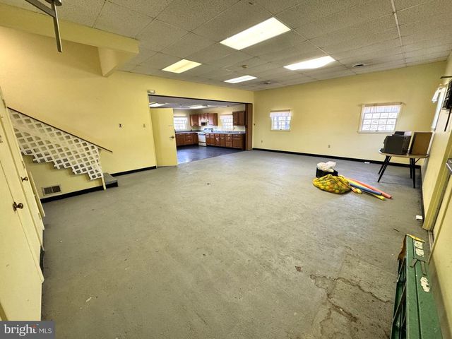 401 YALE ST, Lewistown, PA 17044