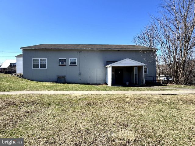 401 YALE ST, Lewistown, PA 17044