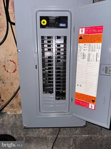 401 YALE ST, Lewistown, PA 17044