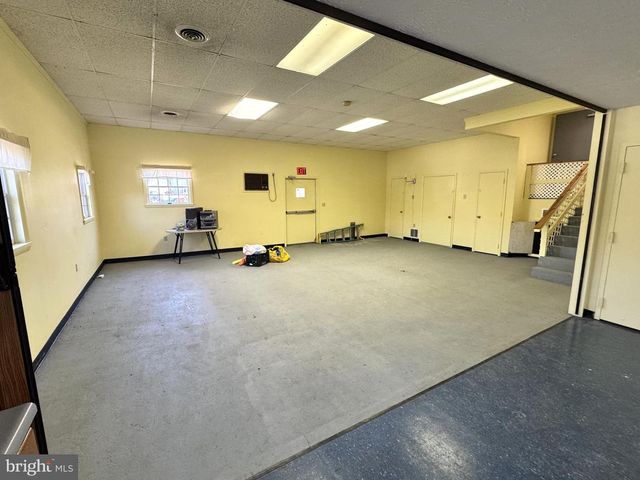 401 YALE ST, Lewistown, PA 17044