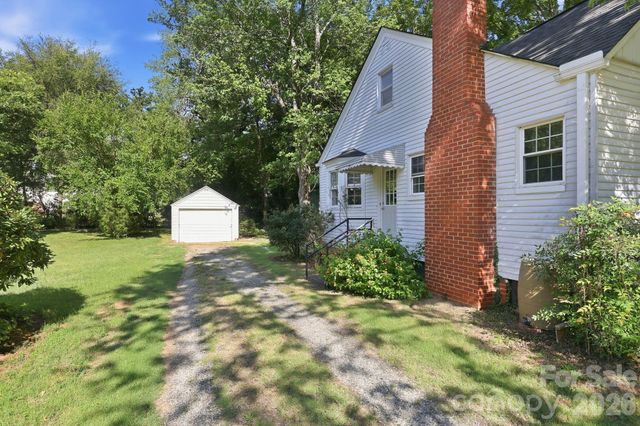 217 Queen Anne Road, Salisbury, NC 28144
