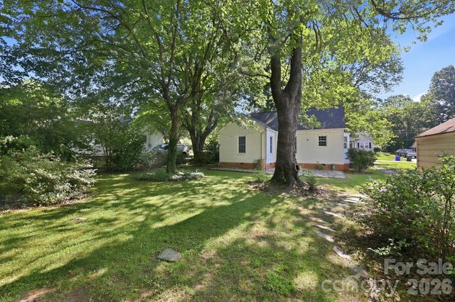 217 Queen Anne Road, Salisbury, NC 28144