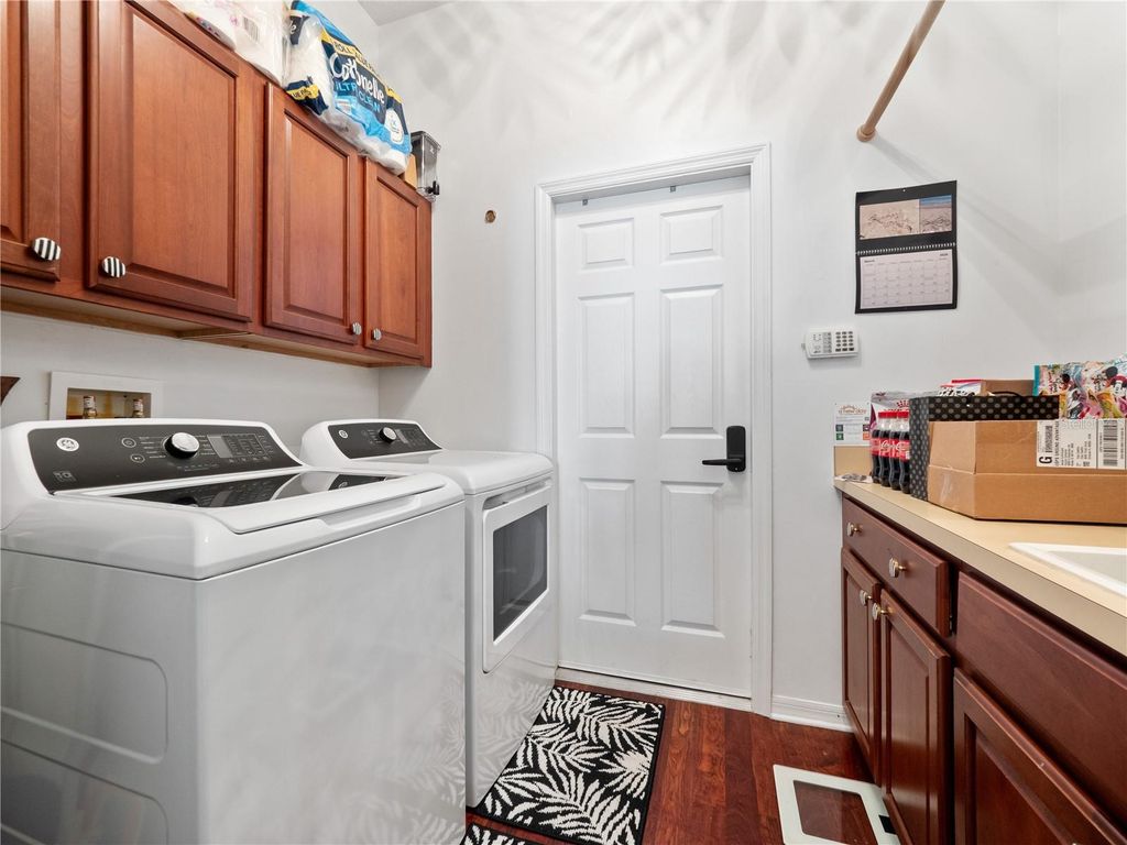 Image 14 of property listing at 8224 TIVOLI DRIVE, Orlando, FL 32836