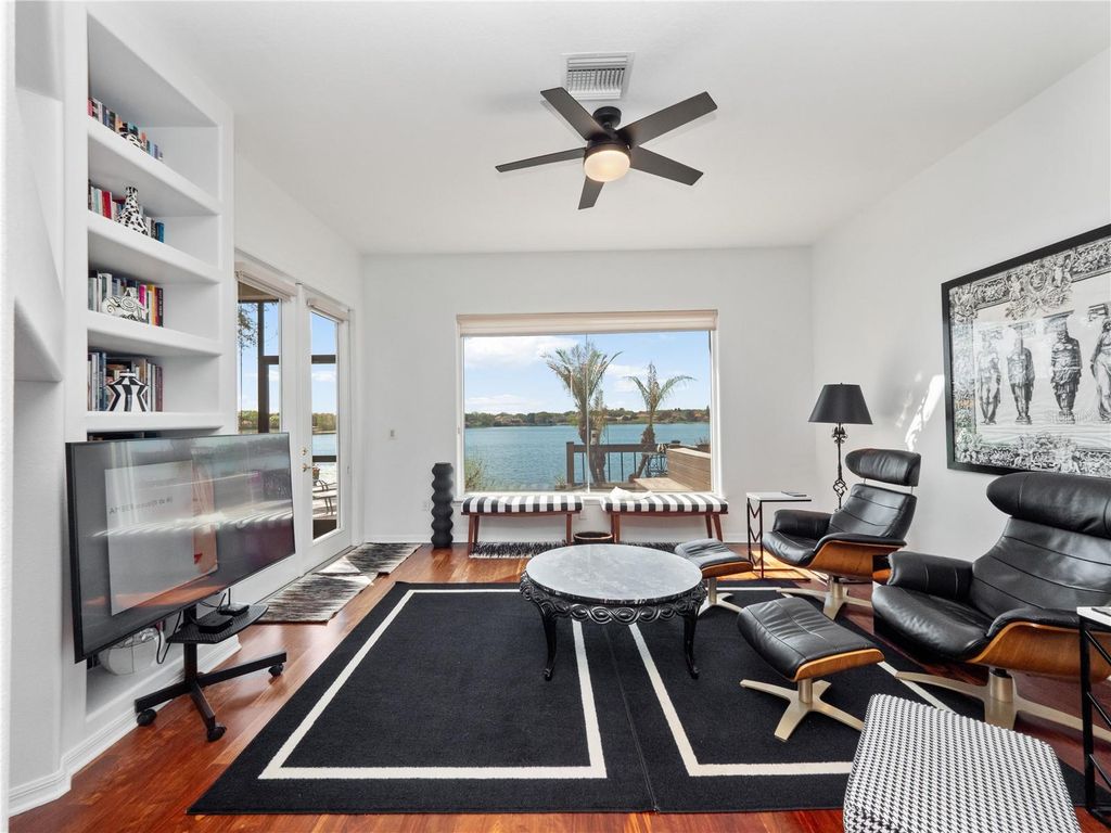 Image 20 of property listing at 8224 TIVOLI DRIVE, Orlando, FL 32836