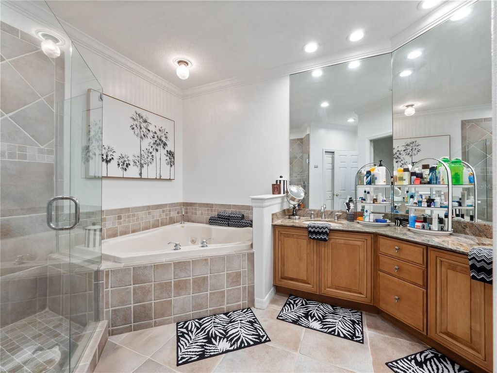 Image 33 of property listing at 8224 TIVOLI DRIVE, Orlando, FL 32836