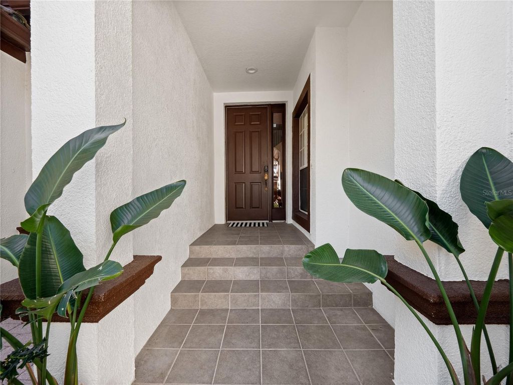 Image 5 of property listing at 8224 TIVOLI DRIVE, Orlando, FL 32836