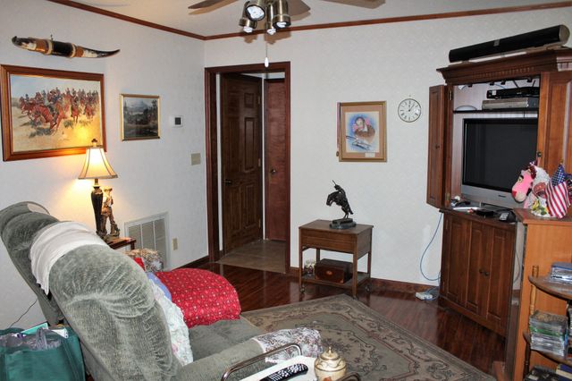 615 Lakeview Way, Winchester, TN 37398