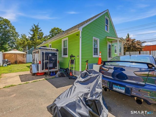 84 Barnes Avenue, New Haven, CT 06513