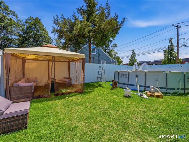 84 Barnes Avenue, New Haven, CT 06513