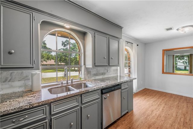 1404 Medina Drive, College Station, TX 77840