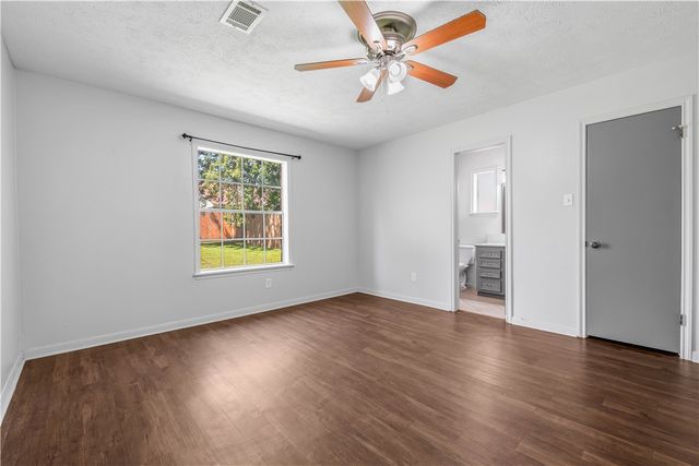 1404 Medina Drive, College Station, TX 77840