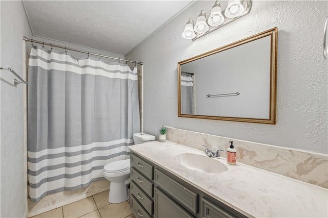 1404 Medina Drive, College Station, TX 77840