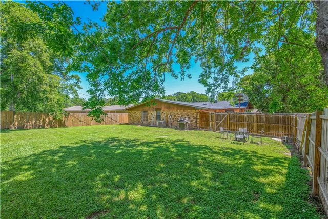 1404 Medina Drive, College Station, TX 77840
