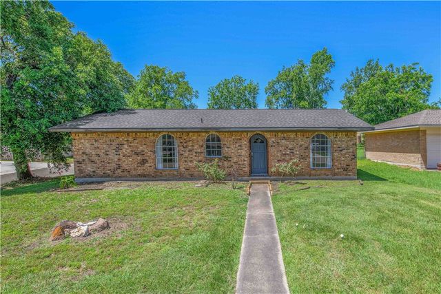 1404 Medina Drive, College Station, TX 77840