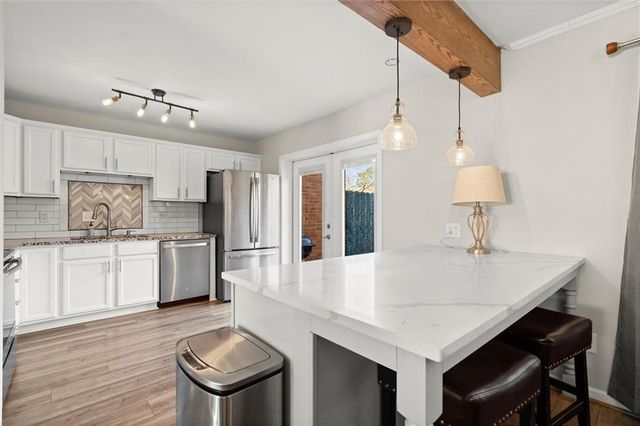 8933 Carroll Manor Drive, Atlanta, GA 30350