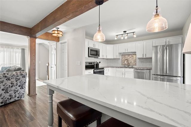 8933 Carroll Manor Drive, Atlanta, GA 30350