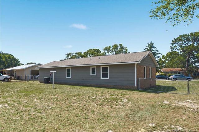 5931 Spinner Road, Hope Mills, NC 28348