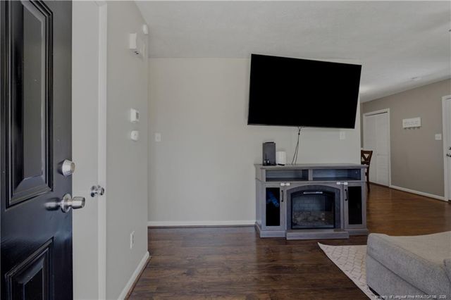 5931 Spinner Road, Hope Mills, NC 28348