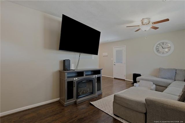 5931 Spinner Road, Hope Mills, NC 28348