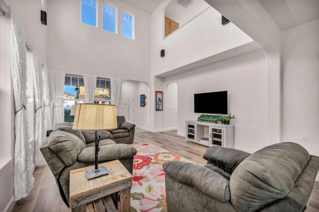 3152 Noahblomquist Way, Rancho Cordova, CA 95670