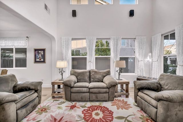 3152 Noahblomquist Way, Rancho Cordova, CA 95670